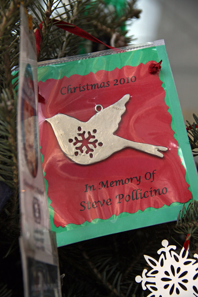 FDNY Memorial Wall Christmas Tree