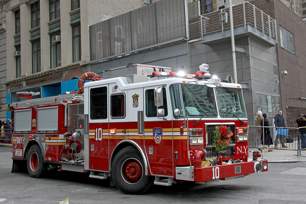 2013 2000 gpm 2-Stage Seagrave High Pressure Pumper SP 13001H